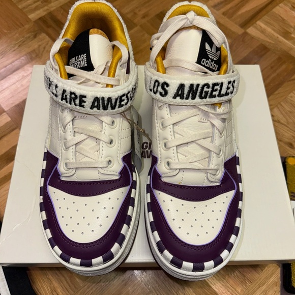 BNWT Adidas x Girls are Awesome triple platforum low - Picture 6 of 12